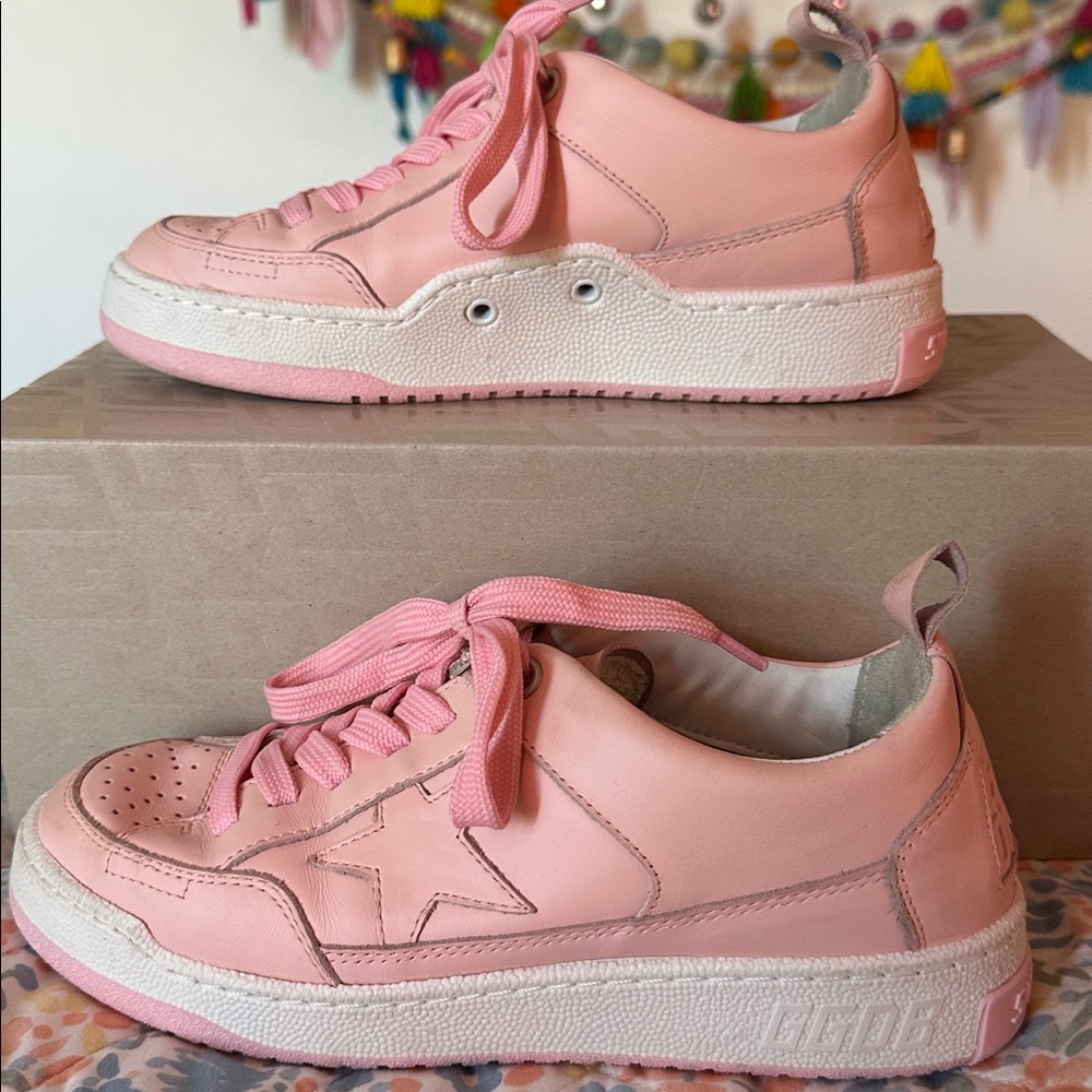 Golden Goose Rose Quartz Women’s Sneaker - Picture 9 of 16